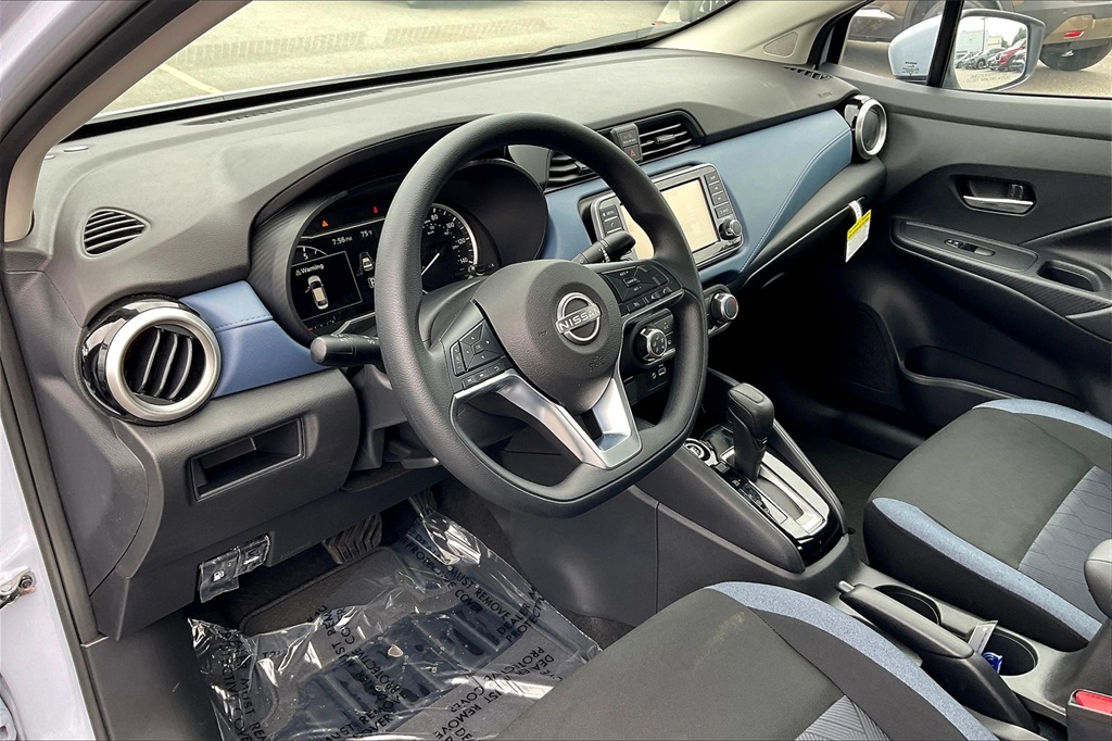 2025 Nissan Versa 1.6 SV - Photo 9