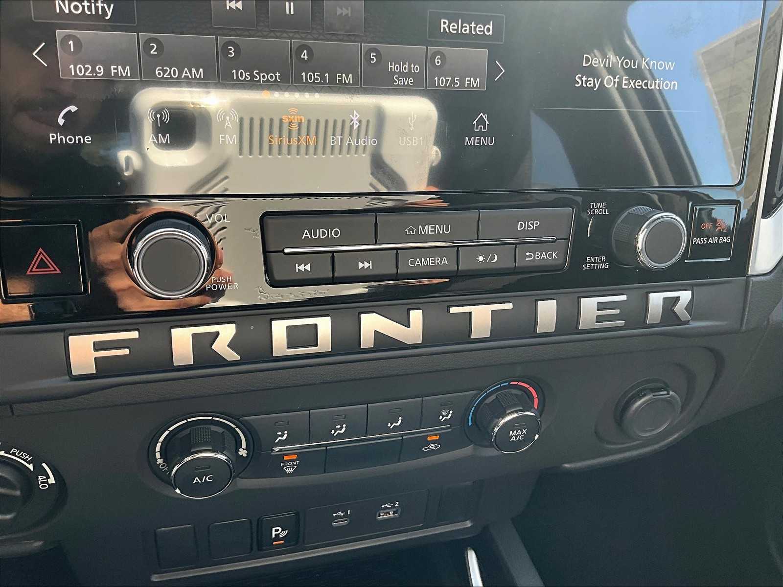 2025 Nissan Frontier SV - Photo 21