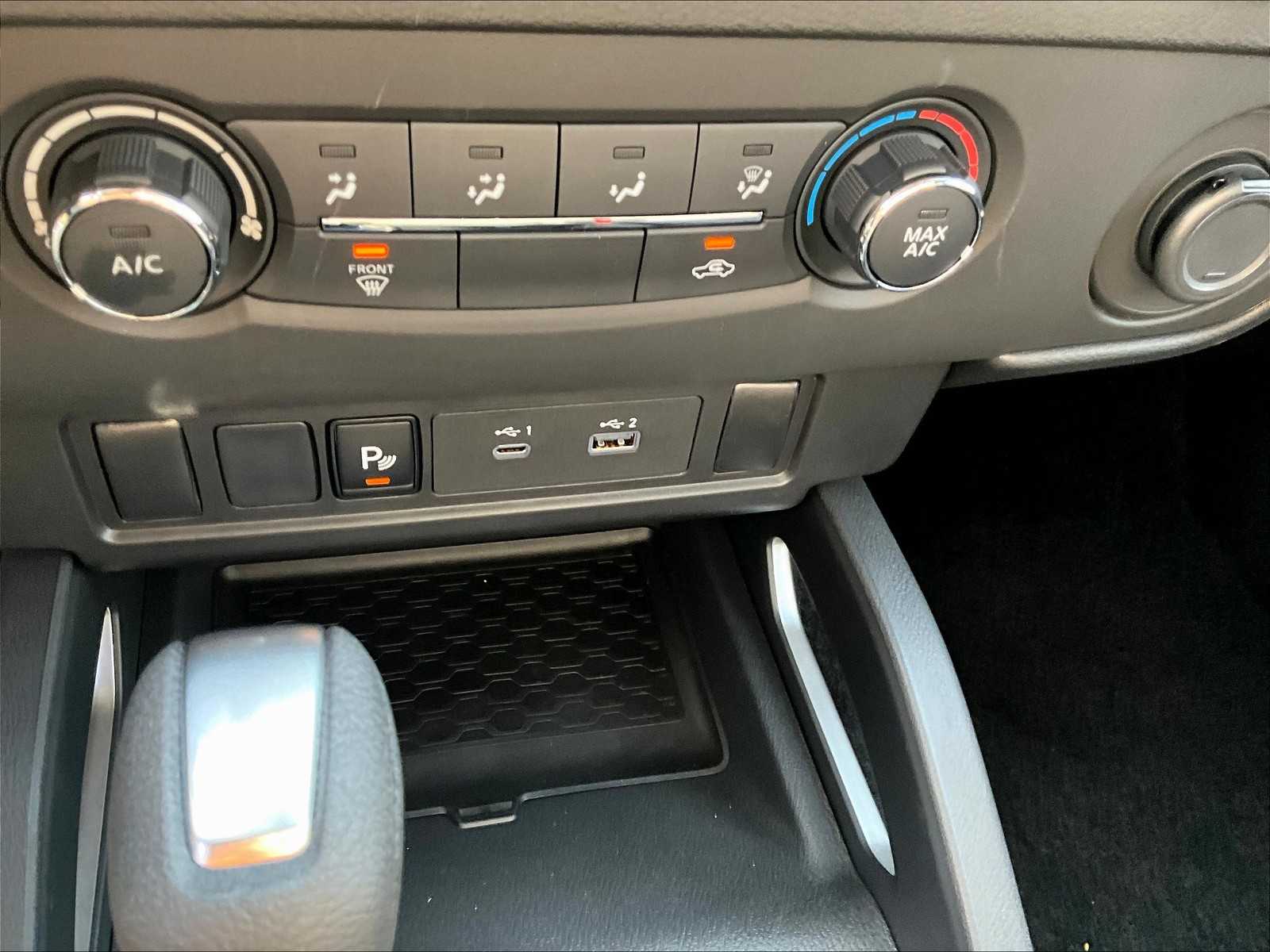 2025 Nissan Frontier SV - Photo 22