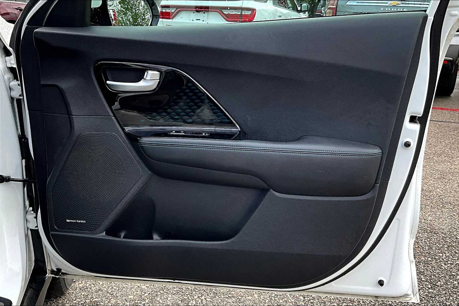 2022 Kia Niro EV EX Premium - Photo 12