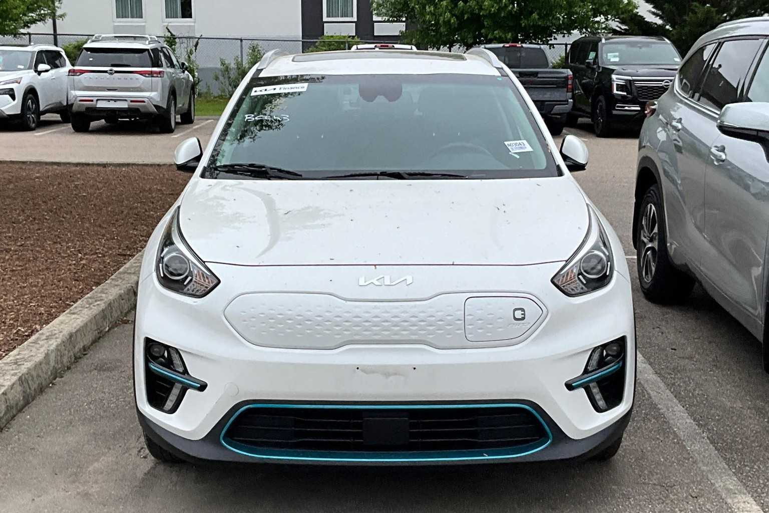 2022 Kia Niro EV EX Premium - Photo 2