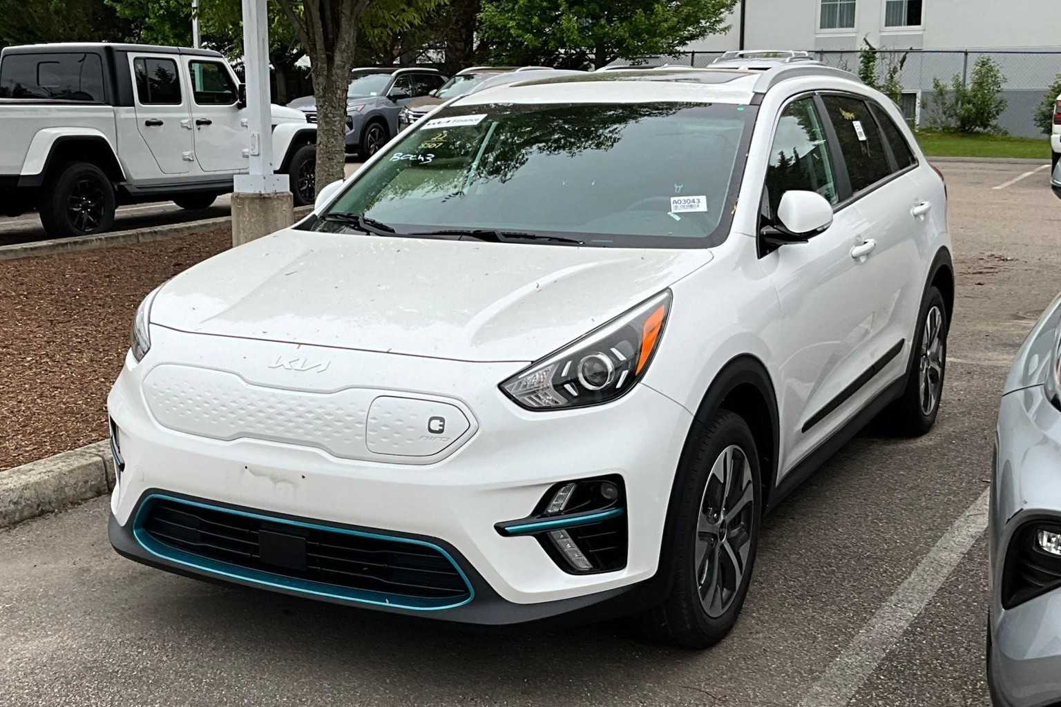 2022 Kia Niro EV EX Premium - Photo 3