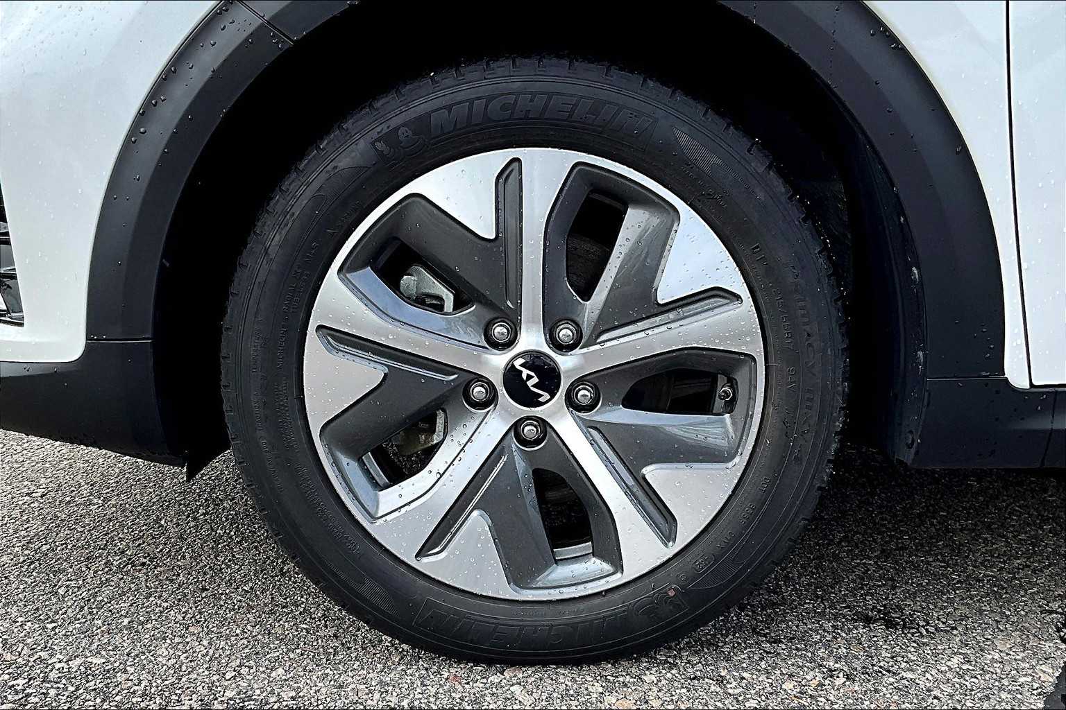 2022 Kia Niro EV EX Premium - Photo 7