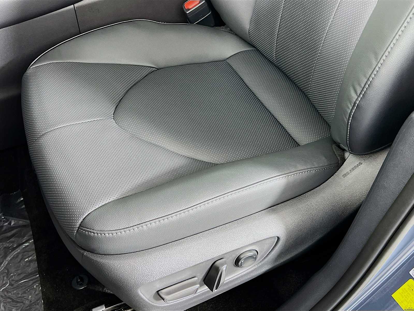 2025 Toyota Grand Highlander Limited - Photo 17
