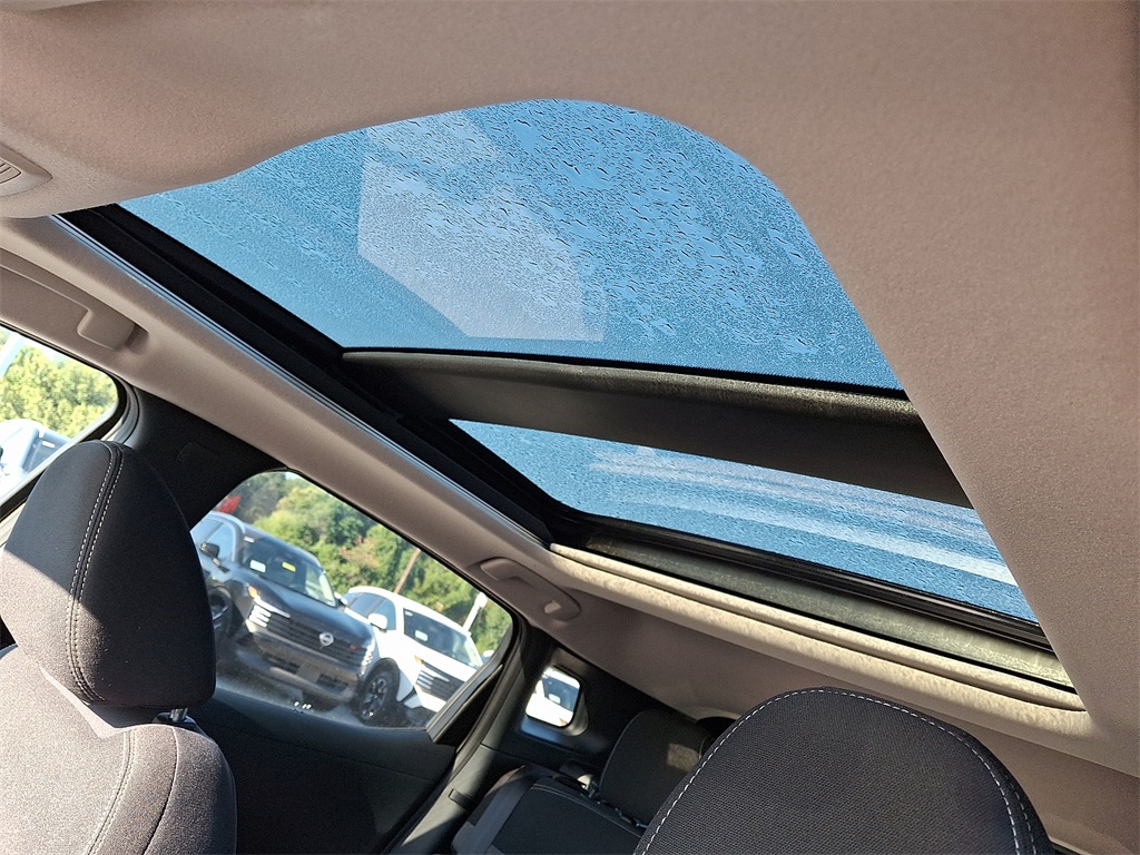 2025 Nissan Kicks SV - Photo 10