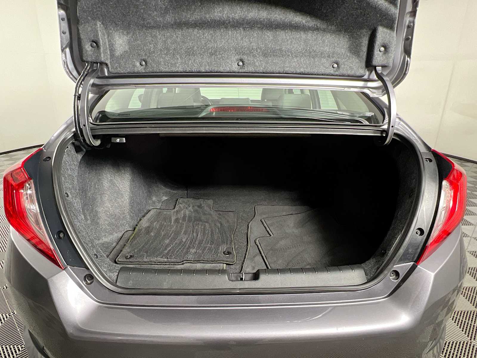 2020 Honda Civic LX - Photo 24