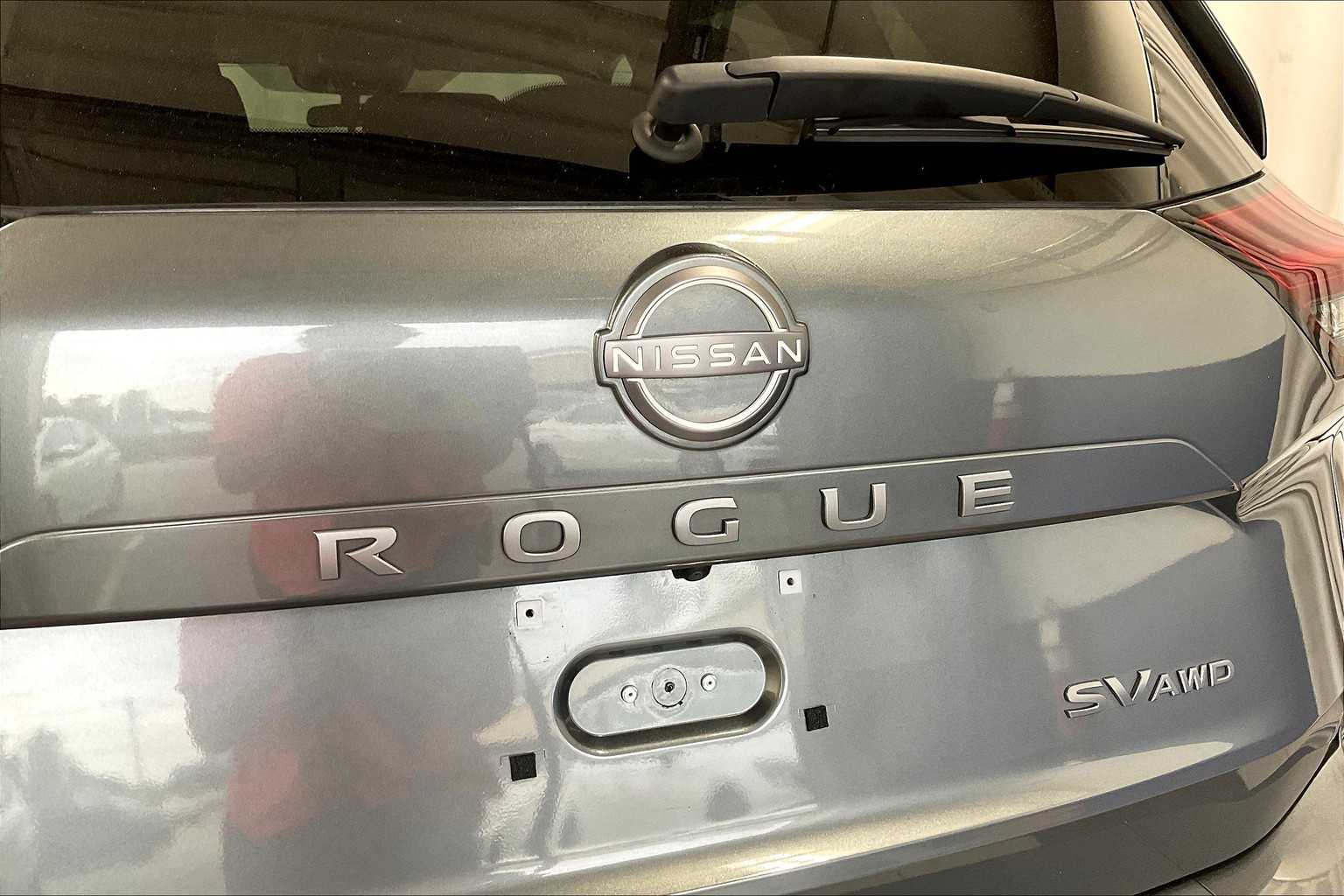 2024 Nissan Rogue SV - Photo 28