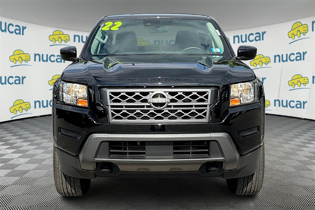2022 Nissan Frontier SV - Photo 2