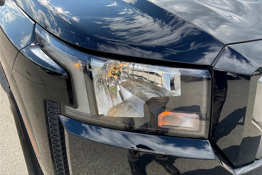2022 Nissan Frontier SV - Photo 29