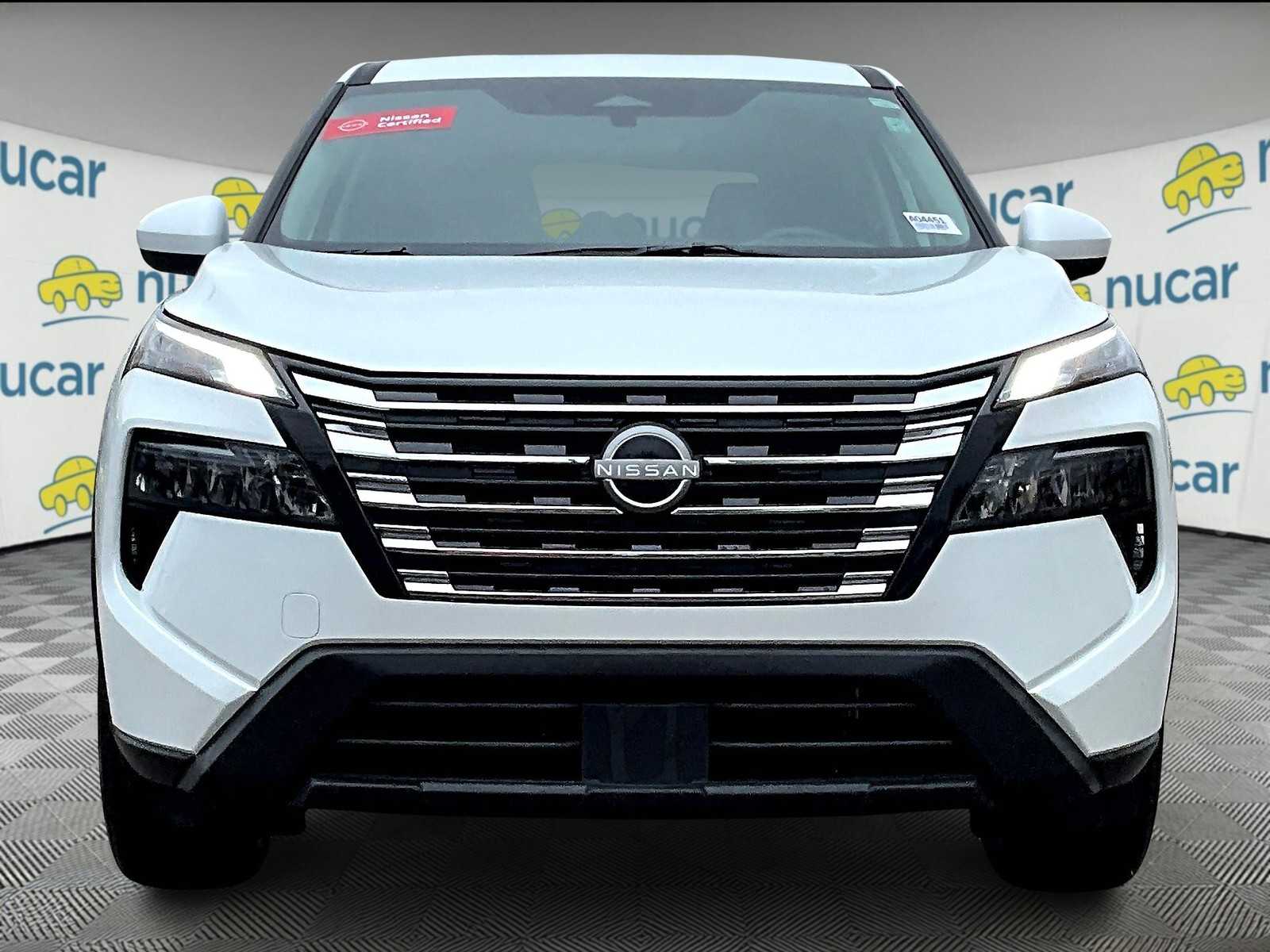 2025 Nissan Rogue SV - Photo 2