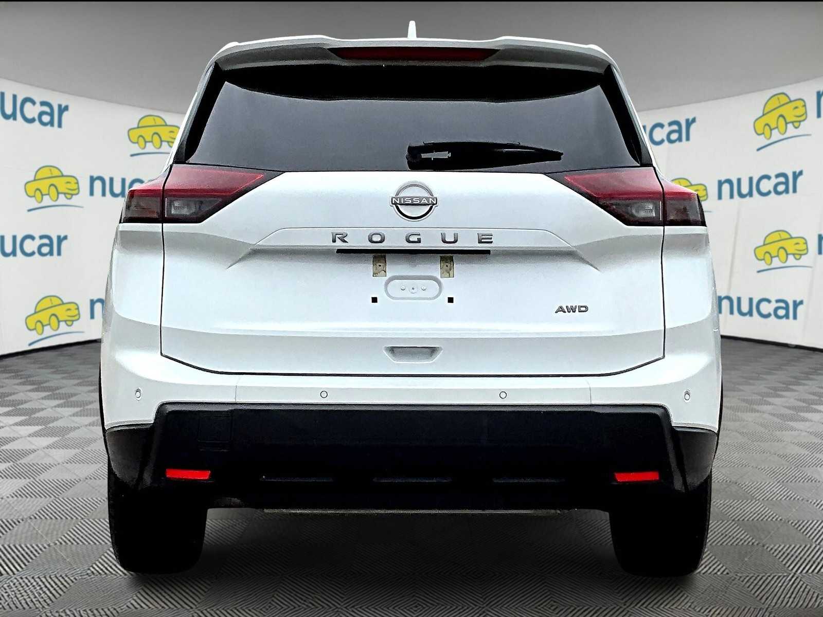 2025 Nissan Rogue SV - Photo 5
