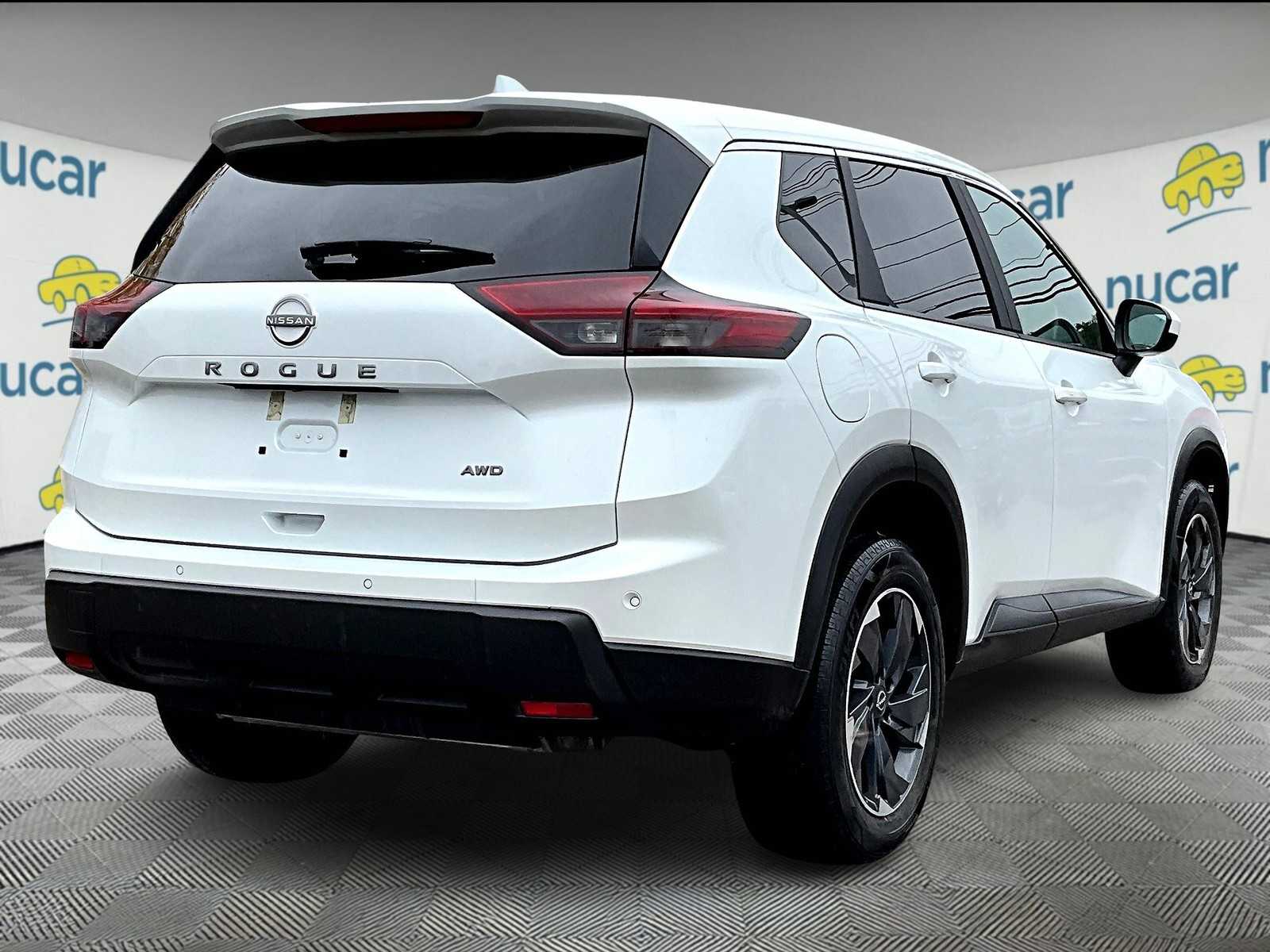 2025 Nissan Rogue SV - Photo 6