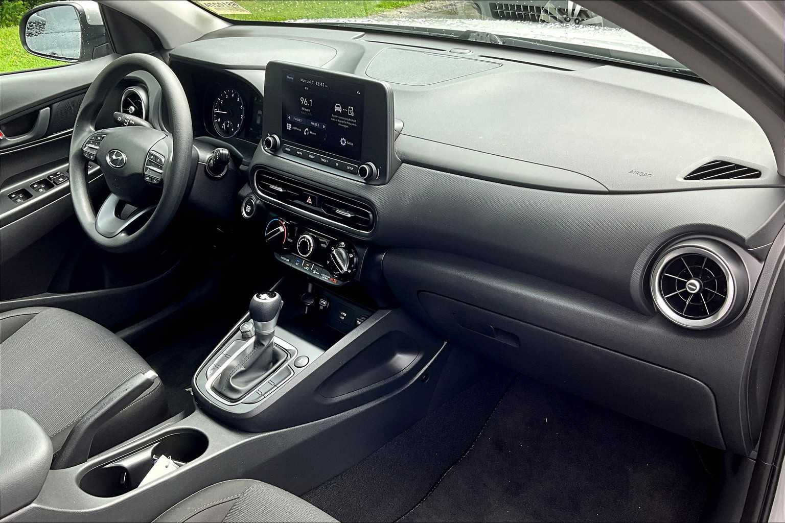 2022 Hyundai Kona SEL - Photo 14