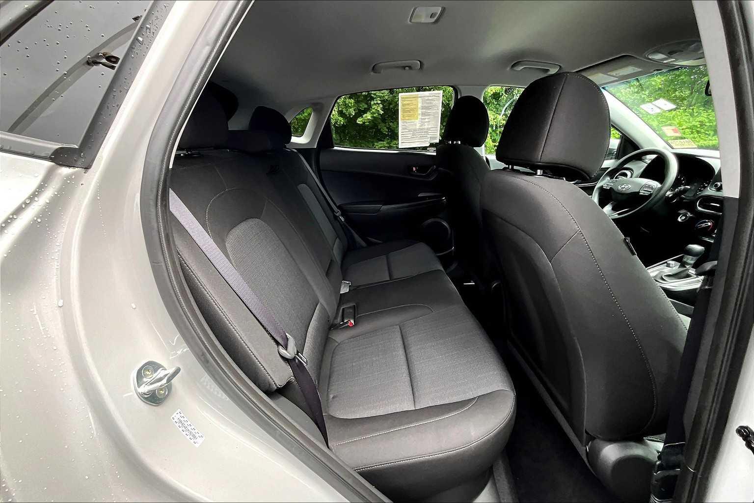 2022 Hyundai Kona SEL - Photo 16