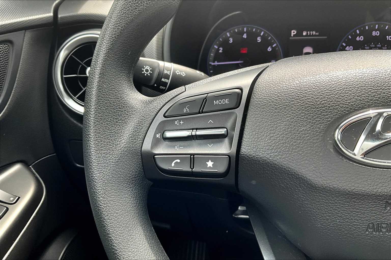 2022 Hyundai Kona SEL - Photo 23