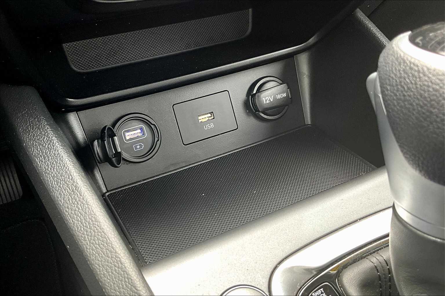 2022 Hyundai Kona SEL - Photo 27