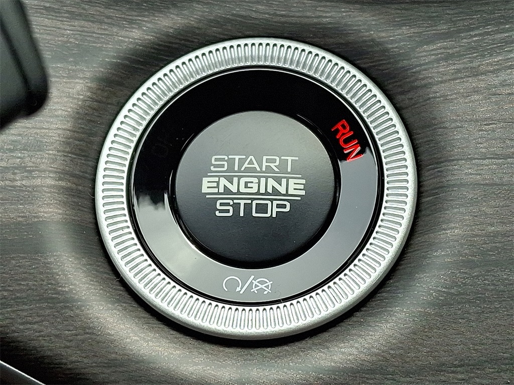 2025 Jeep Grand Cherokee Limited - Photo 17