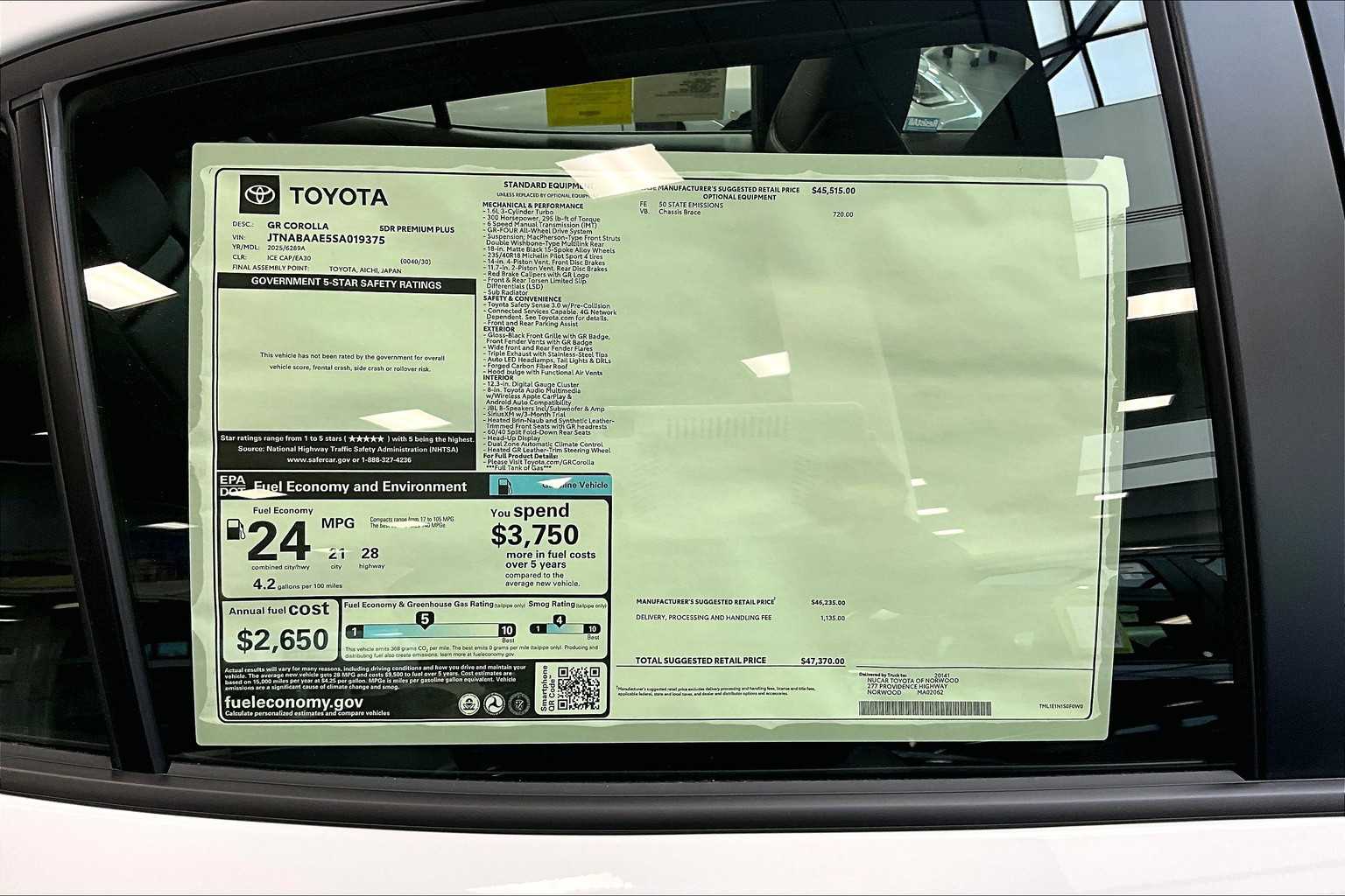 2025 Toyota GR Corolla Premium Plus - Photo 18