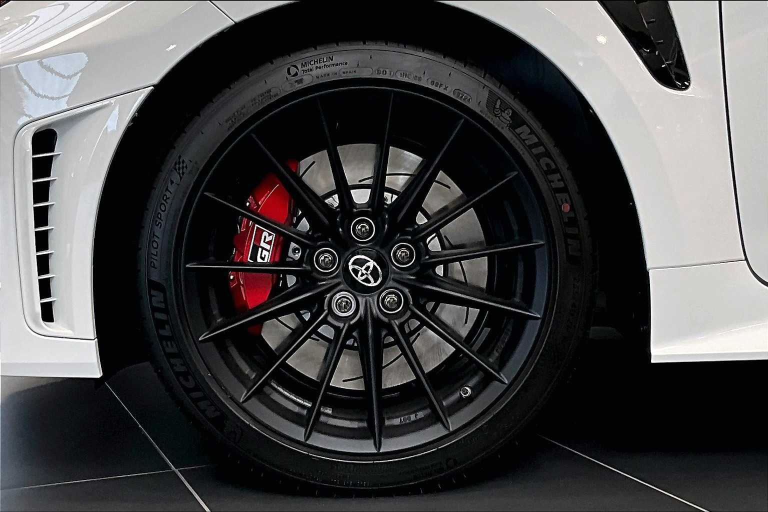 2025 Toyota GR Corolla Premium Plus - Photo 8
