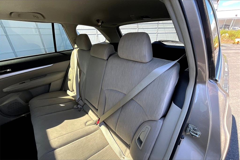 2014 Subaru Outback 2.5i Premium - Photo 15