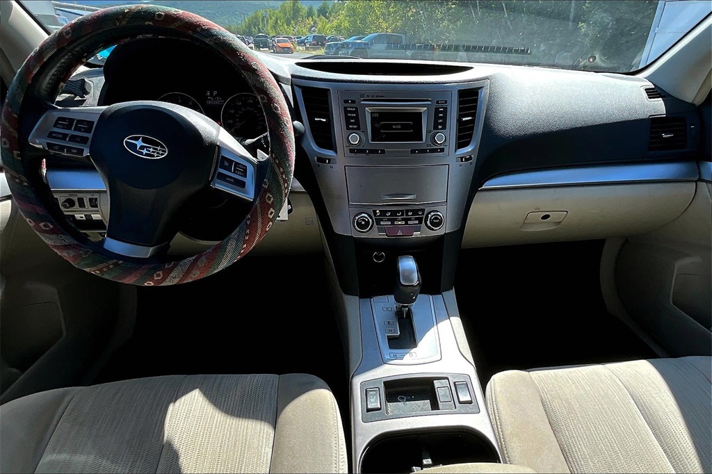 2014 Subaru Outback 2.5i Premium - Photo 21