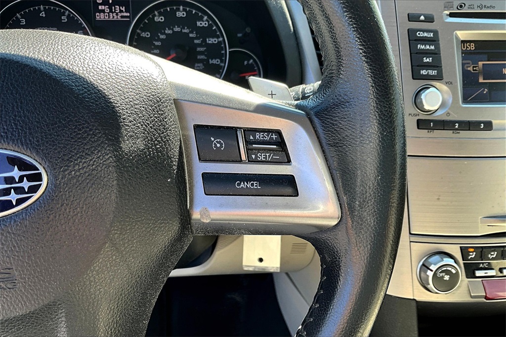 2014 Subaru Outback 2.5i Premium - Photo 24