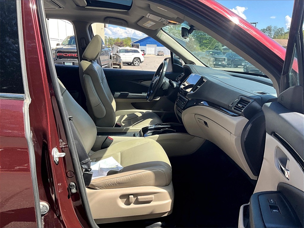 2021 Honda Pilot Touring - Photo 14
