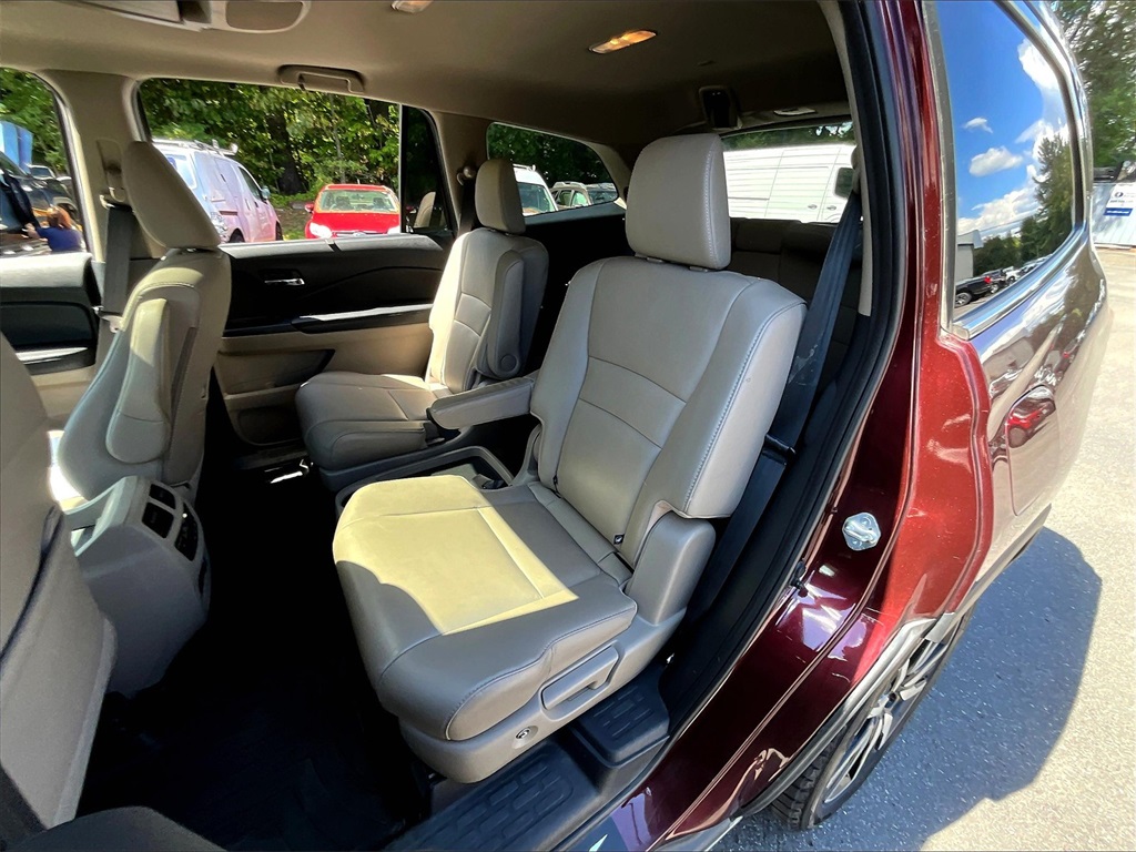 2021 Honda Pilot Touring - Photo 15