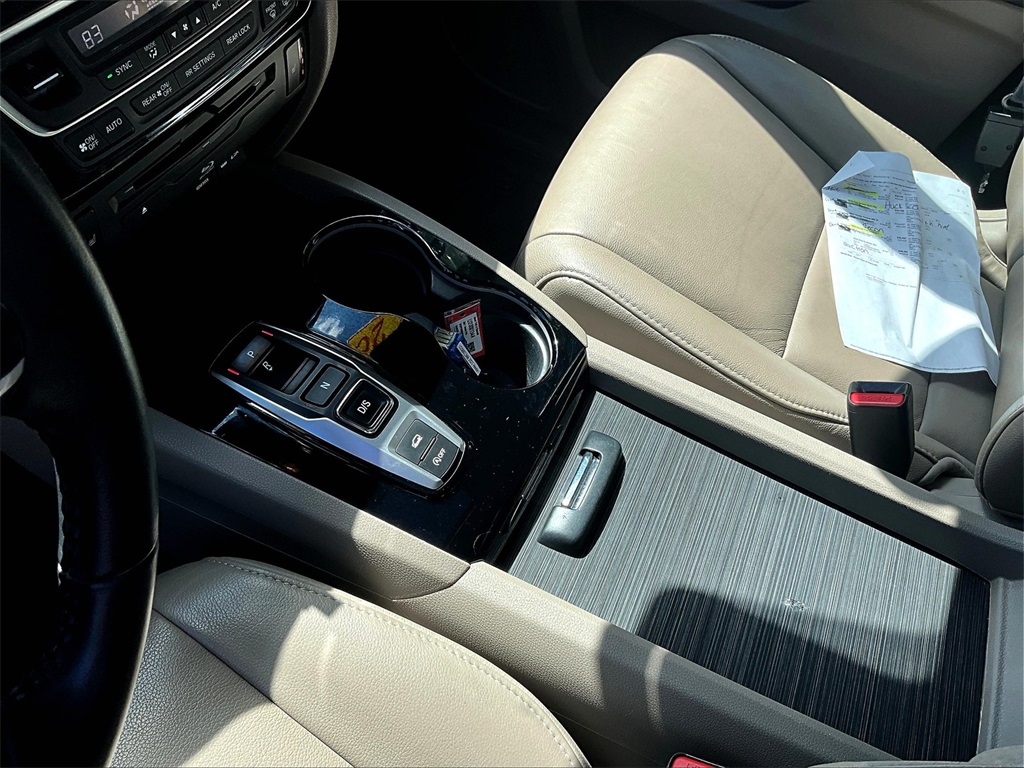 2021 Honda Pilot Touring - Photo 21