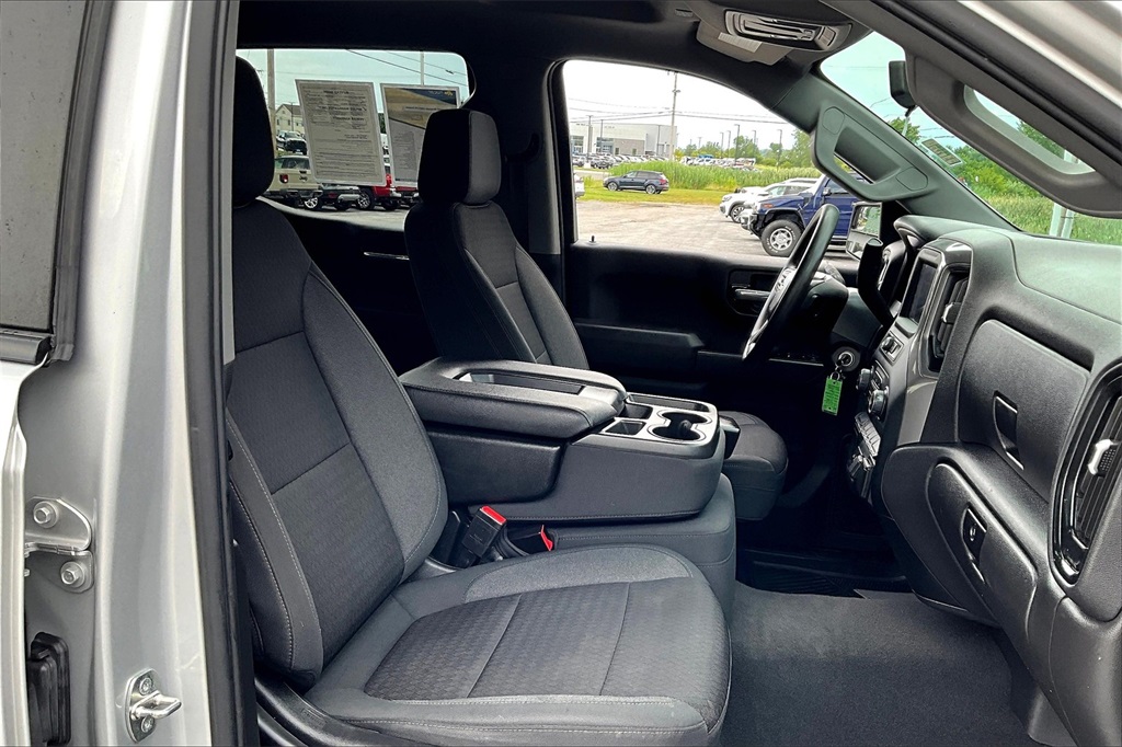 2022 Chevrolet Silverado 1500 LTD Custom - Photo 11