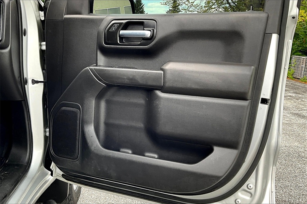 2022 Chevrolet Silverado 1500 LTD Custom - Photo 12