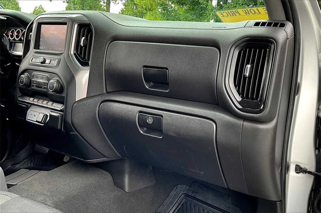 2022 Chevrolet Silverado 1500 LTD Custom - Photo 13