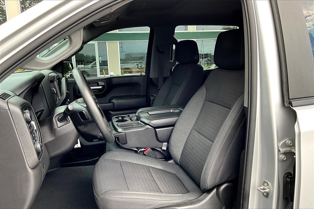 2022 Chevrolet Silverado 1500 LTD Custom - Photo 10