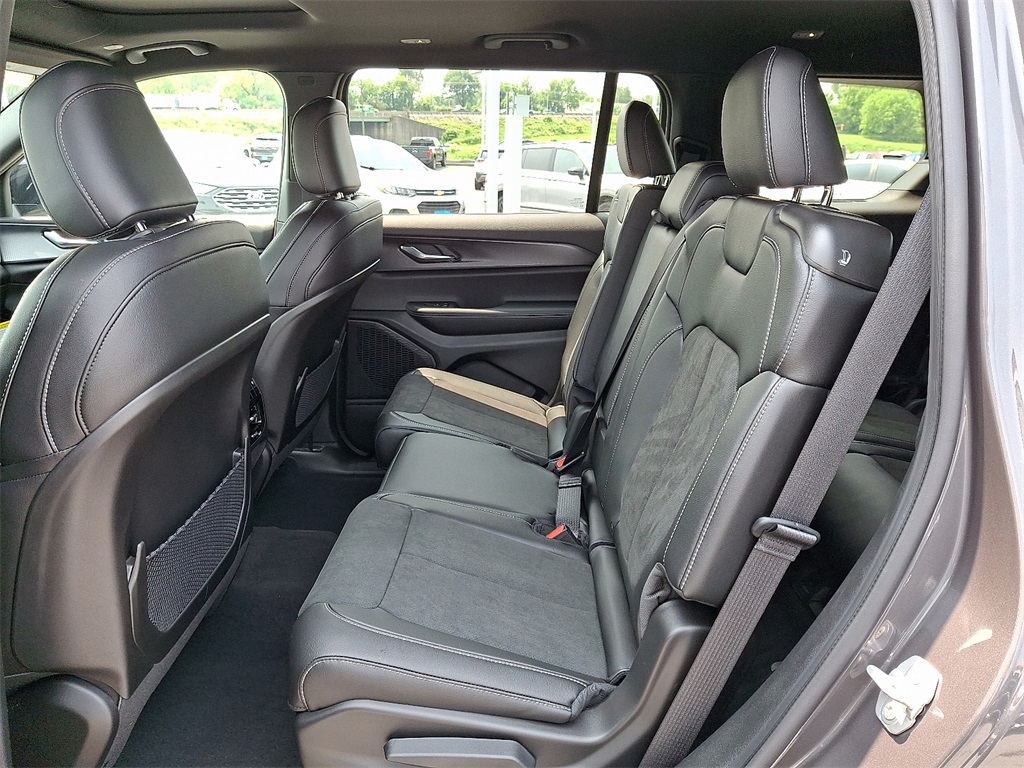 2025 Jeep Grand Cherokee L Altitude X - Photo 6