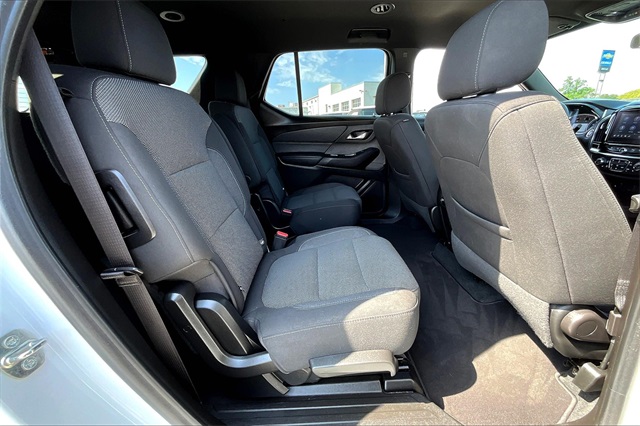 2023 Chevrolet Traverse LT - Photo 15