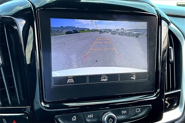 2023 Chevrolet Traverse LT - Photo 27