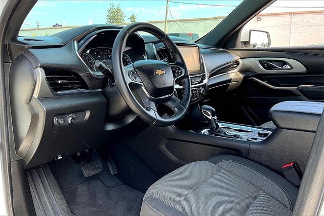 2023 Chevrolet Traverse LT - Photo 8