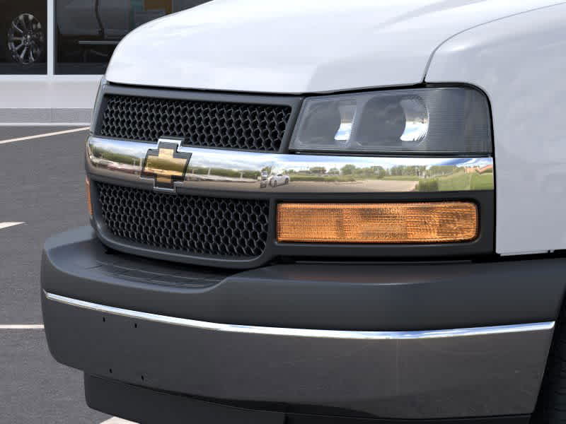 2025 Chevrolet Express Cargo 2500 photo 13