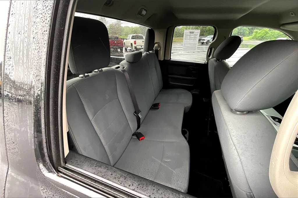 2017 Ram 1500 Express - Photo 17