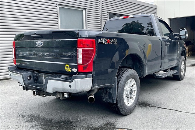 2021 Ford F-350SD XLT - Photo 4