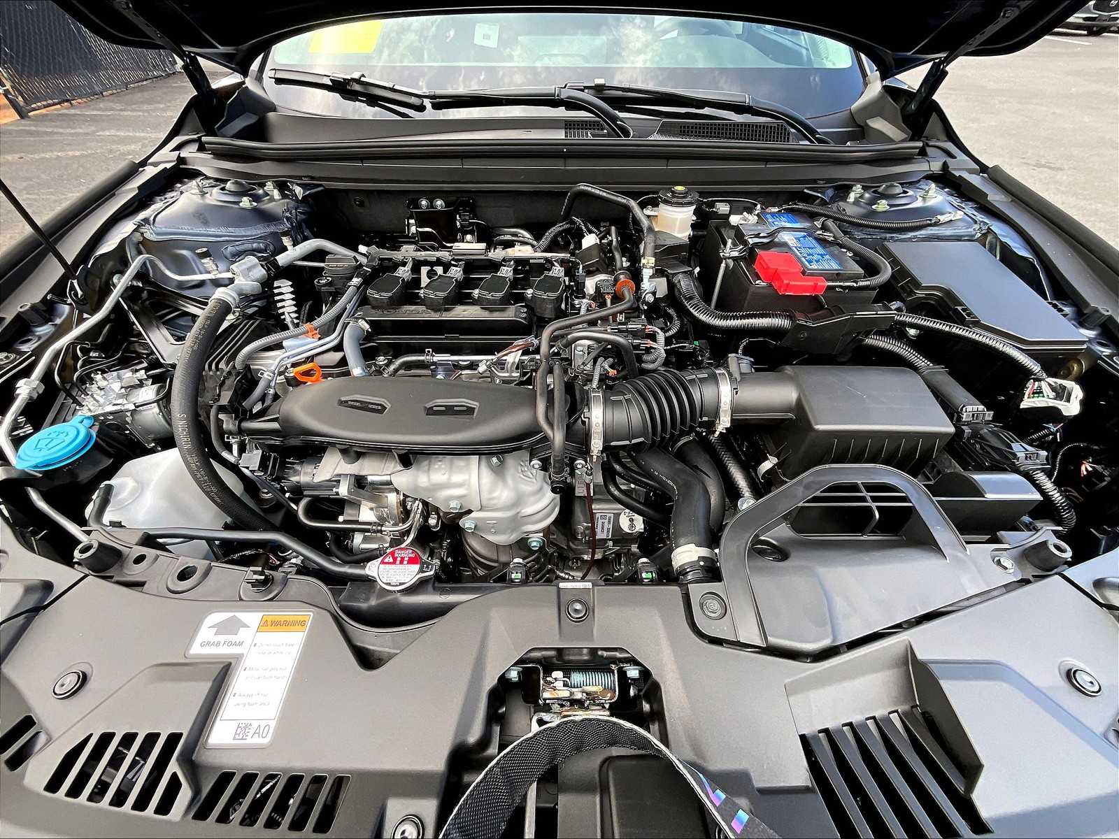 2025 Honda Accord SE - Photo 16