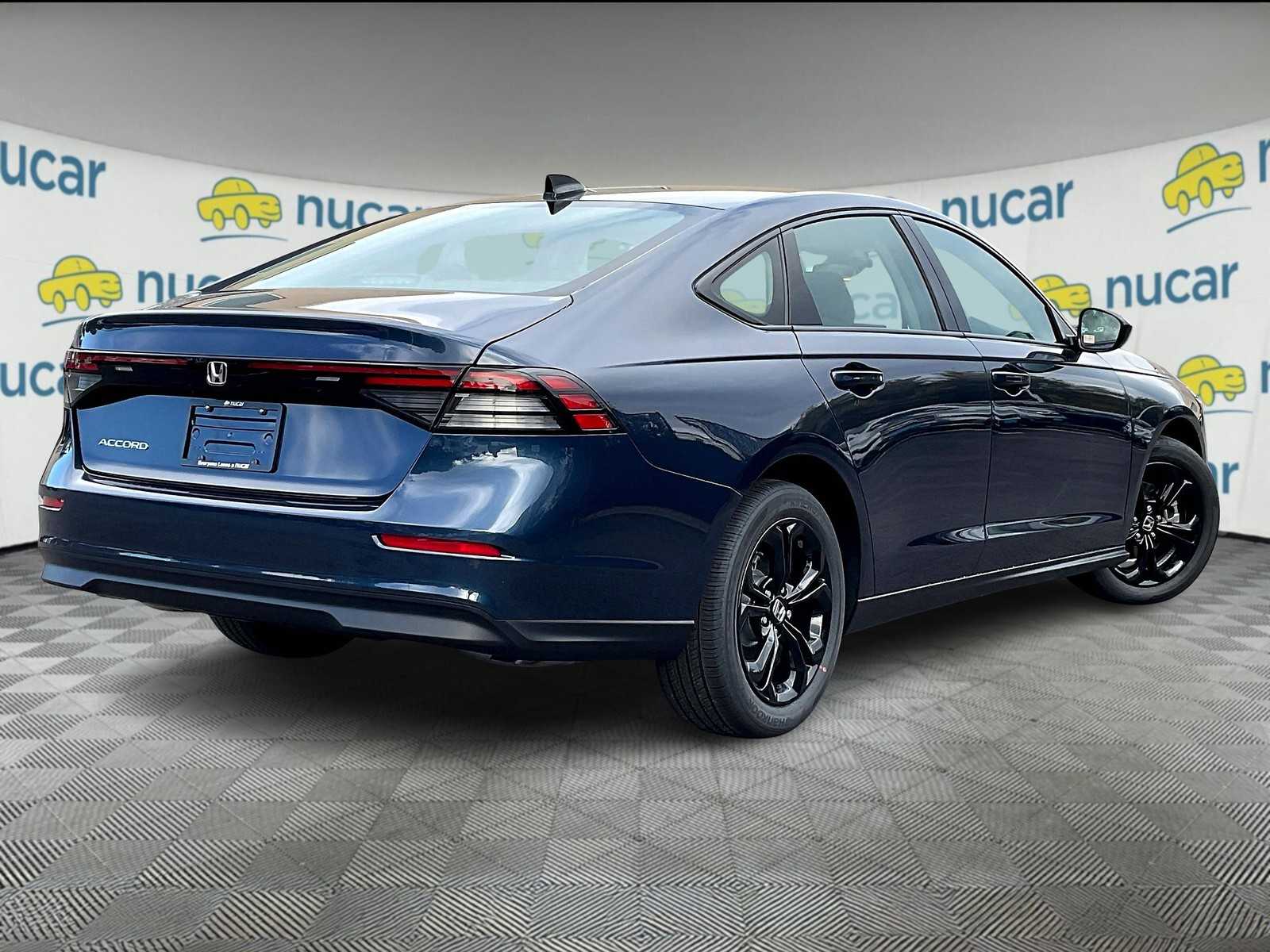 2025 Honda Accord SE - Photo 7