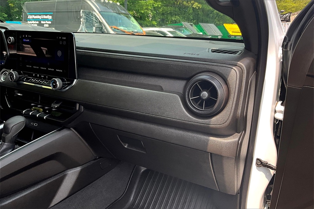 2024 Chevrolet Colorado Trail Boss - Photo 13