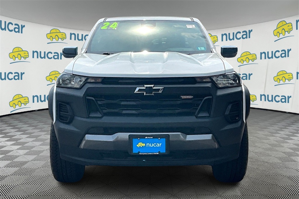 2024 Chevrolet Colorado Trail Boss - Photo 2