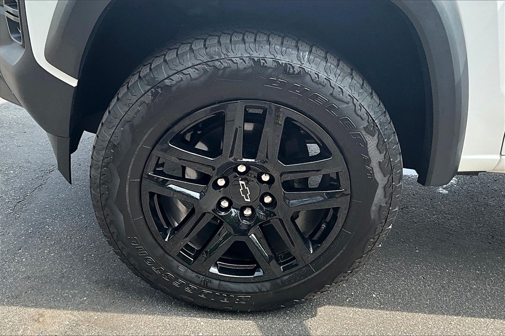 2024 Chevrolet Colorado Trail Boss - Photo 7