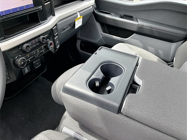 2025 Ford F-350SD XL - Photo 9