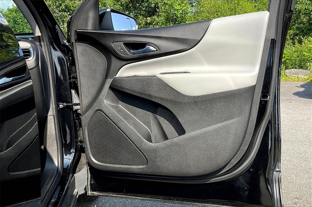 2023 Chevrolet Equinox LT - Photo 11