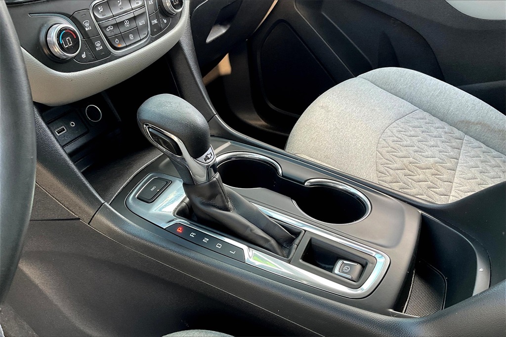 2023 Chevrolet Equinox LT - Photo 19