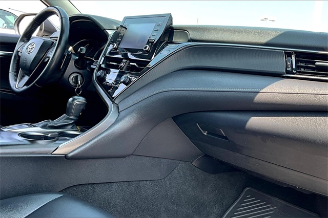 2023 Toyota Camry SE - Photo 13