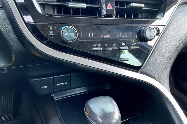 2023 Toyota Camry SE - Photo 22